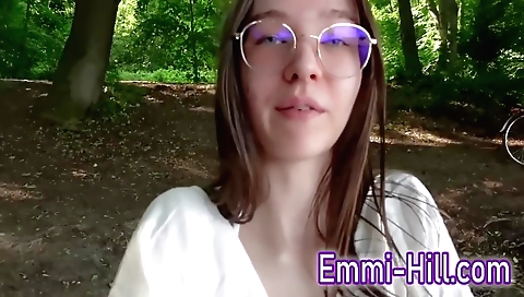 Indian amateur outdoor film showing a big cum bath