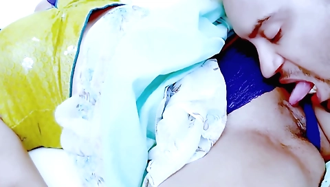 Bitch with big boobs wants to fuck her man on the web cam