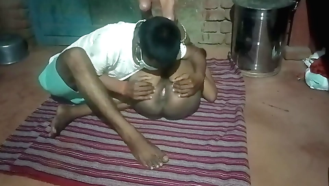 Indian teen with big natural tits gets her cunt creampied