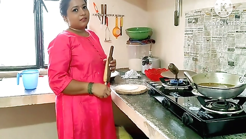 Big-assed brunette bhabi with a huge ass and a great body