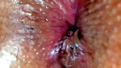 Indian amateur porn video with a beautiful chick sucking on a dick