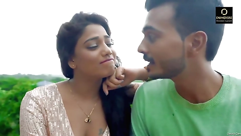 Bright brunette 18+ with a nice body is showing you how nice she is