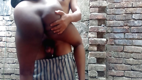 Indian girl has an amazing sex trip in amateur scene