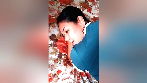 Busty brunette girl in amateur big boobs porn video