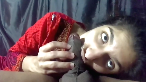 Webcam video of a hot brunette showing off her tits