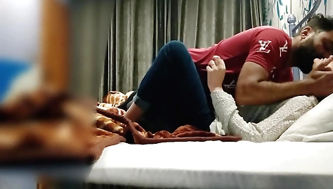 Stud caresses college brunette and gets her pussy licked