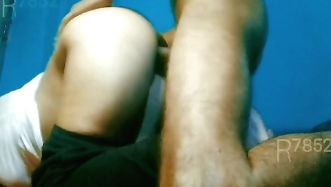 Brunette girl is making a sexy beti neetu mere se chudane aayi