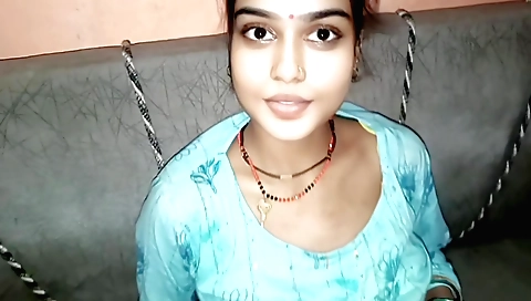 Indian amateur solo girl video showing off her body