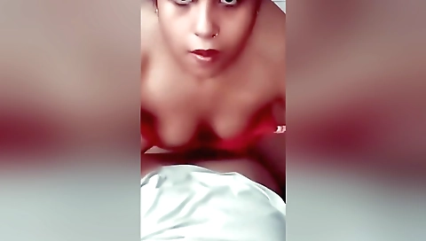 Indian woman with natural boobs gets her pussy rammed