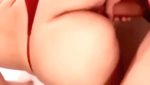 Amature indian brunette gets fingered in her bedroom video