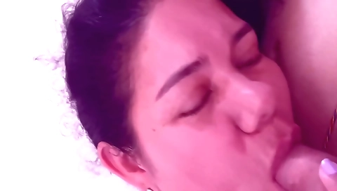 Amateur milf fucks her neighbor and gets cum in her mouth