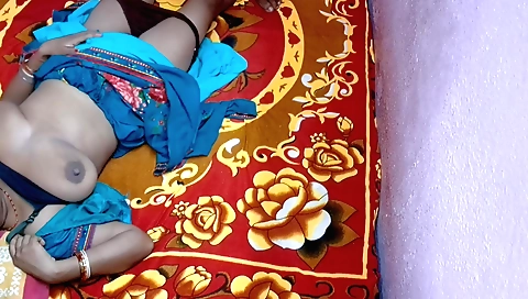 Indian amateur sex video with a hot brunette with a big cock