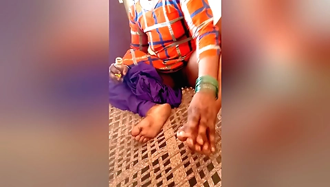 Best handjob and pussy licking video of a beautiful woman