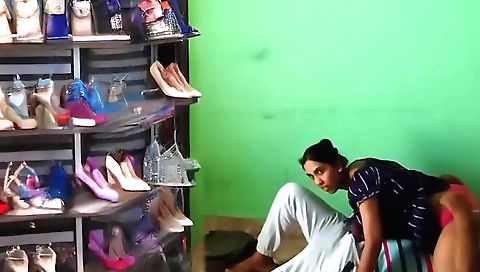 Slutty Indian with sexy clothes has her pussy fucked