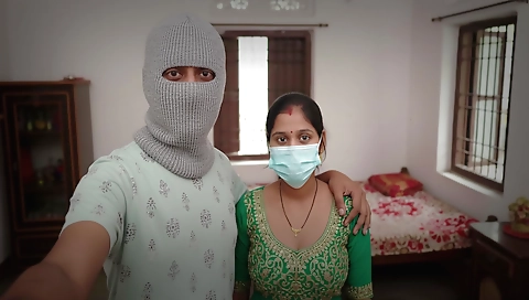 Indian housewife gives blowjob and handjob in hd video