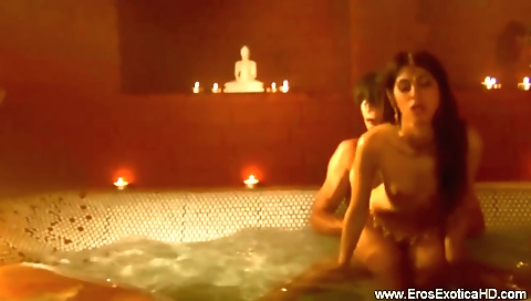 Beautiful brunette 18+ is doing a good art sex scene