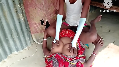 Indian amateur with a sexy ass and big tits is fucking