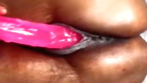 A hot amateur girl with a beautiful face shows her tits