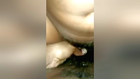 Indian home video shows a hairy babe with natural tits