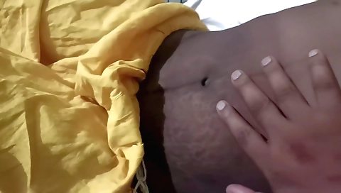 Indian pornstar with a hot body sucking a dick in the cam vid