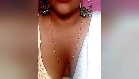 Indian brunette in huge chatty tits 08/12 1080p solo video