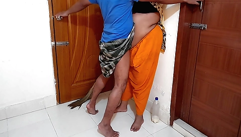 Desi milf bhabhi fucked by devar while sweeping room