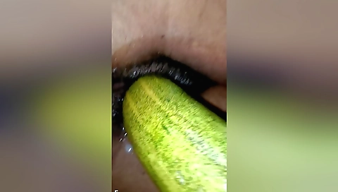 Indian teen masturbates with cucumber in amateur vid