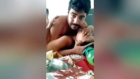 Indian woman shows off her natural tits and ass on webcam