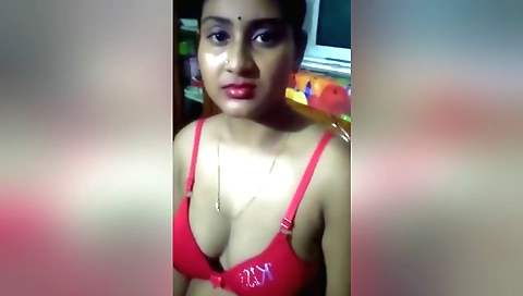 Indian brunette moves her body with her stepfather