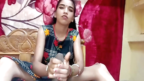 Horny brunette gets handjob in the amateur porn video