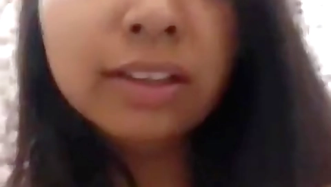 Indian beaut with big boobs shows her naked body in a solo