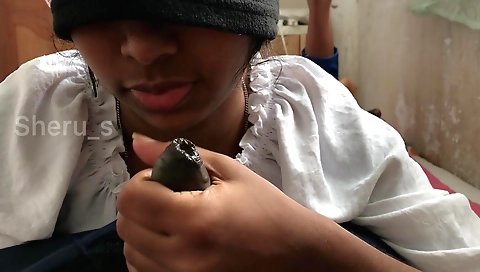 Indian bhabhi in the village bhabhi hand job with a man