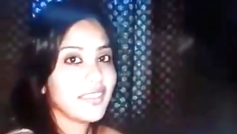 Indian slut with nice body is getting her pussy fucked