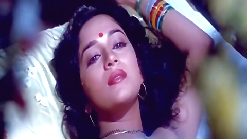 Indian hottie with big boobs gets her pussy railed