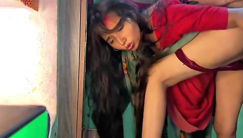 Indian amateur girl enjoys a hot ride on her lover