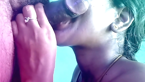 Pregnant lady gets her pussy fucked with a deep throat