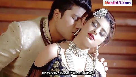 Indian teen enjoys a warm night with her boyfriend