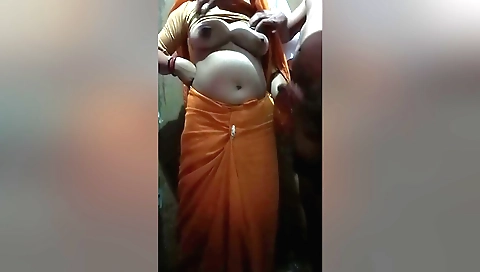 Amateur teen stepsis fucked in a very hot car scene