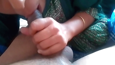 Amaual Malayalee ashwati licking her friend's prick